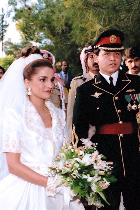 queen rania wedding gown.